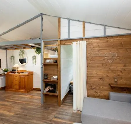 Little Ranch Apartman Samazan